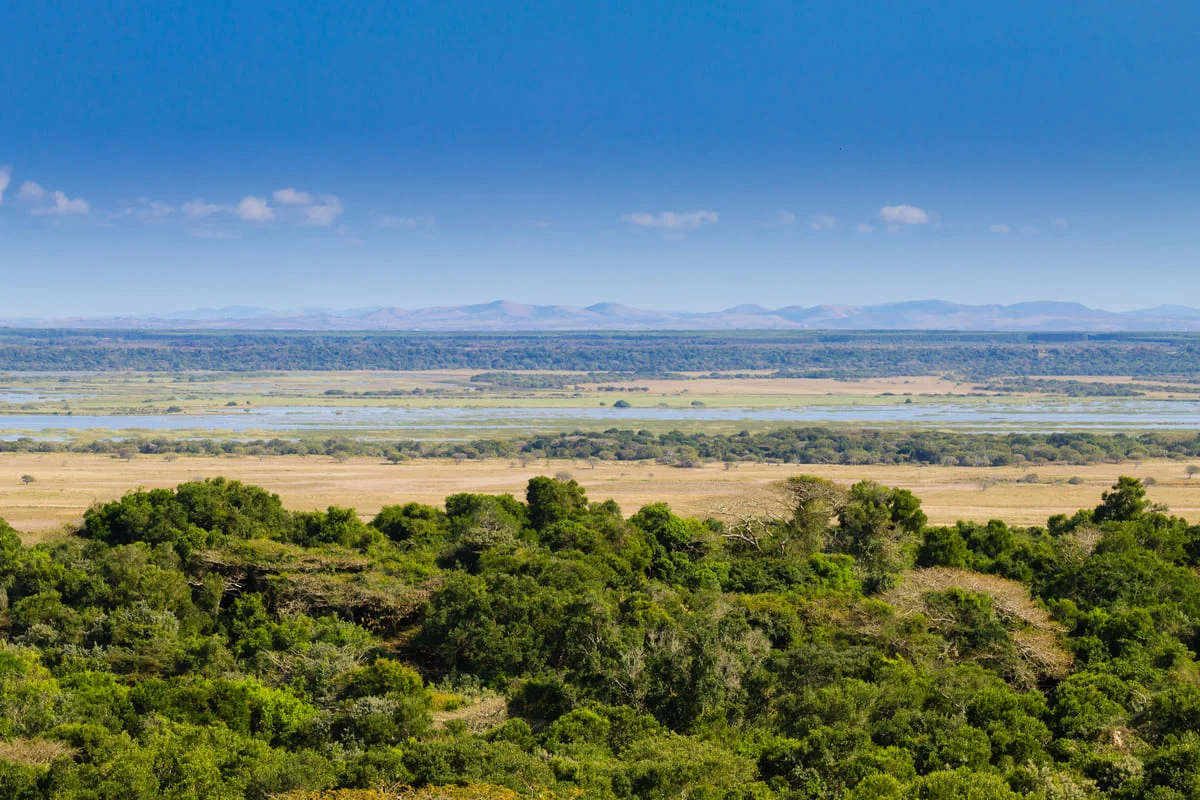 Verschiedene Landschaftsformen im iSimangaliso Wetland Park.