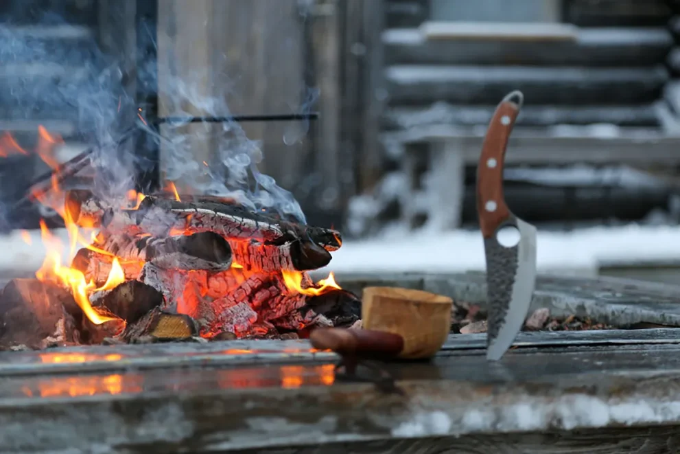 Schweden Nordlichterreise Feuer und Messer